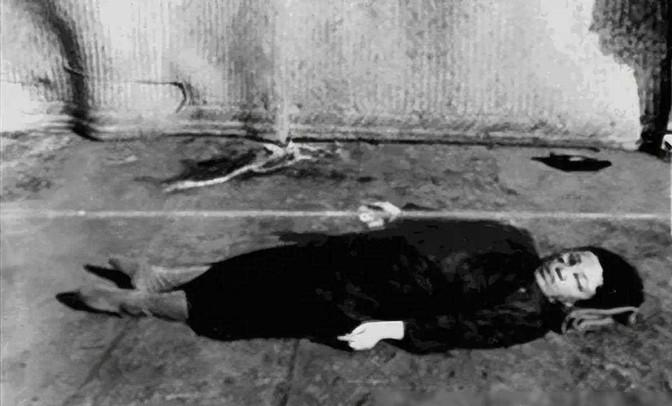 1925年，韩淑秀被枪决后，有人拍下了一张罕见的遗容，镜头中的她静静的躺在地上，