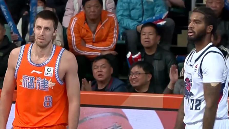 助教能不能带领山东高速男篮取胜？