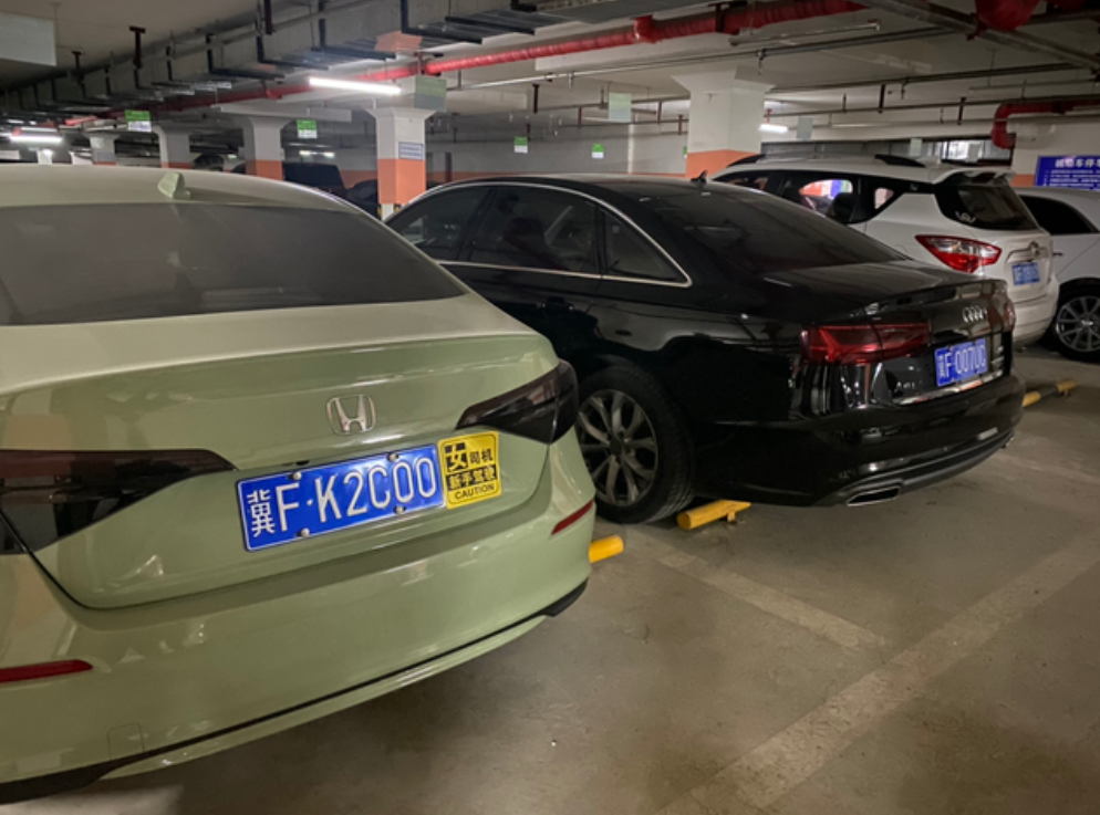 思域油耗高不高
本来以为思域会省油，现在3000公里以后思域油耗10.9，比我奥