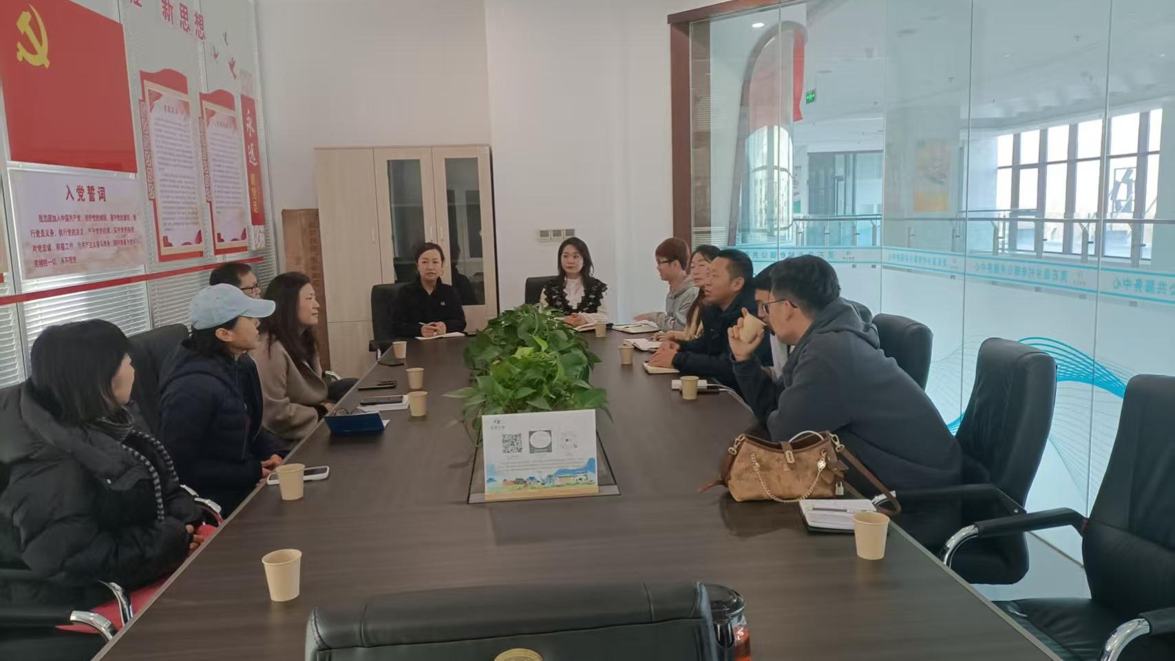 灵石县校企联动开展新媒体入企帮扶 助力乡村e镇建设