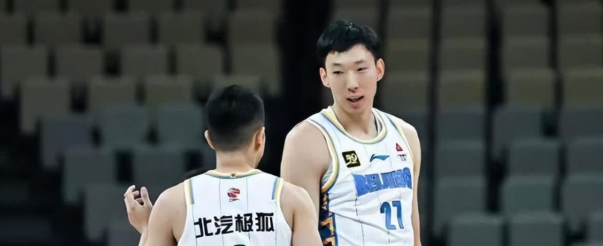 就在今天！8月5日凌晨，男篮传来赵睿、张明池、杨瀚森新消息！