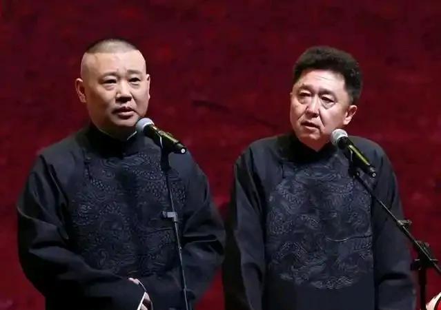 记得以前德云社刚刚火起来的时候特别爱听郭德纲的相声，感觉就像打开了相声新世界的大