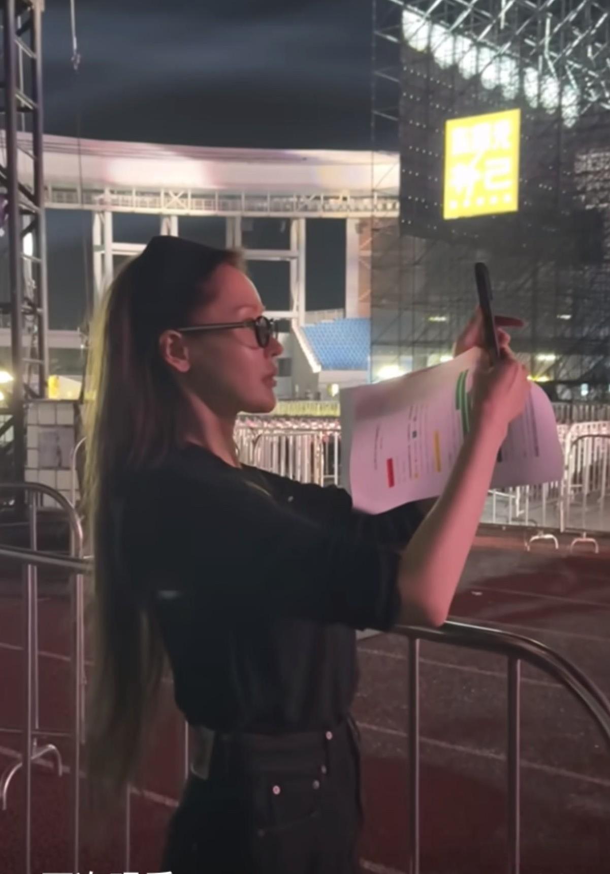 张天爱这个侧脸太精致了吧！