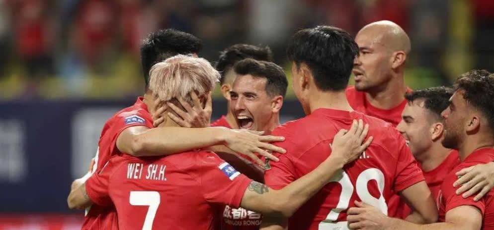 卖唐淼、出租木塔力普，蓉城夏窗没引援，原本想着四五名也行！谁料球队争气，一不小心