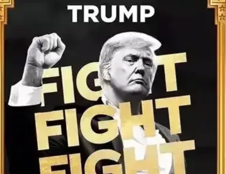 特朗普即将成为世界首富。
特朗普是商人，同时也是总统，是商人总统。
经商是特朗普