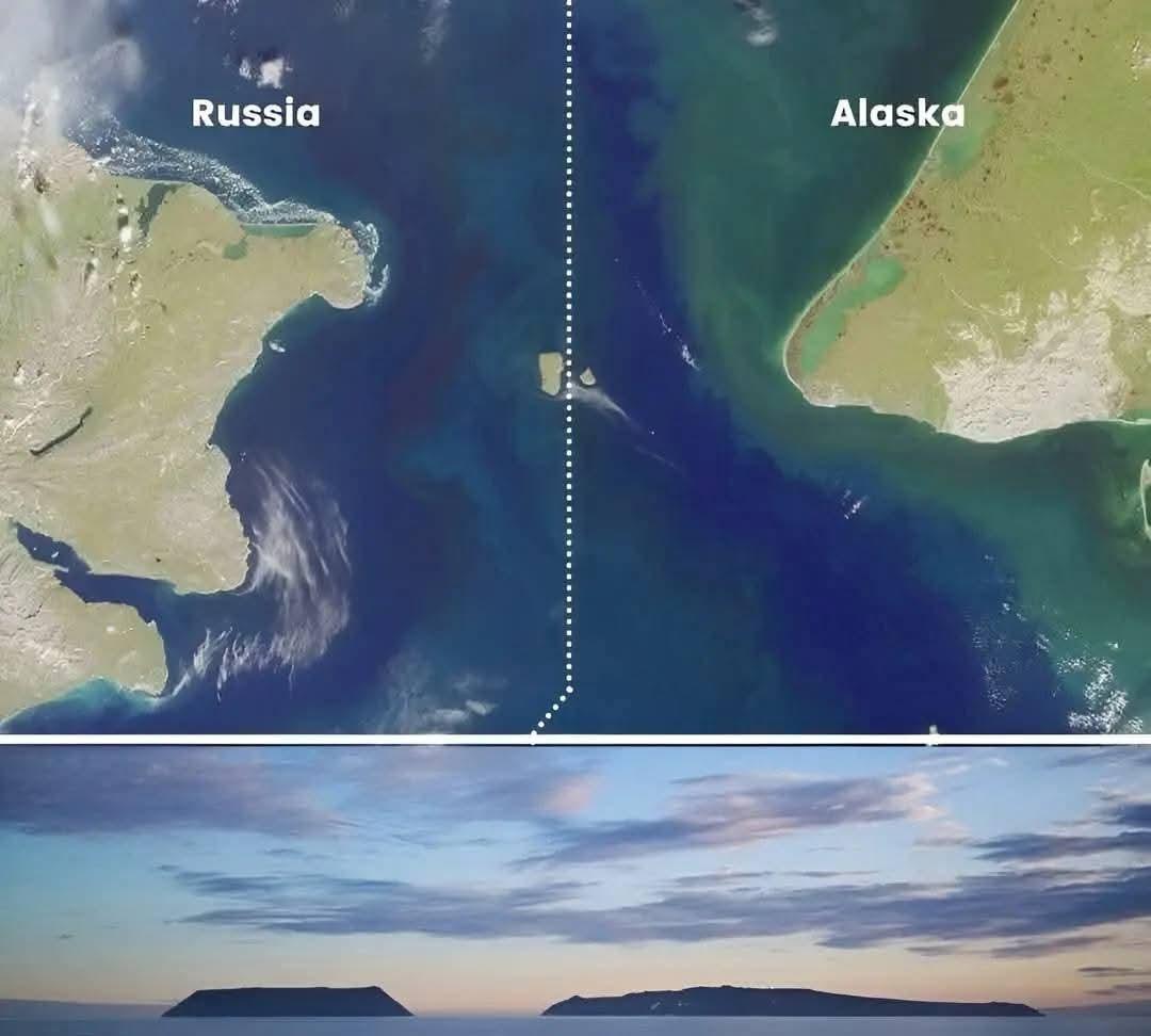 迪奥米德群岛，位于白令海峡，也就是夹在俄罗斯本土和美国飞地阿拉斯加的位置。
其中