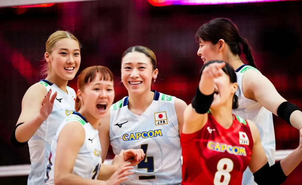 随着日本女排出局，亚洲4支球队最终成绩一览

1、🇯🇵日本女排——四强
2、