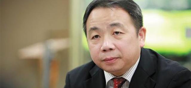 华裔日籍参议员被制裁后，口头强硬却暴露内心恐慌：中方这一招太狠！
9月8日，中方