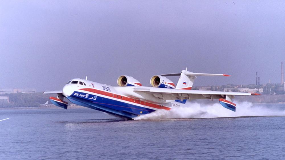 俄计划将两栖飞机改成预警机，雷达小气，却能挂反舰和空空导弹