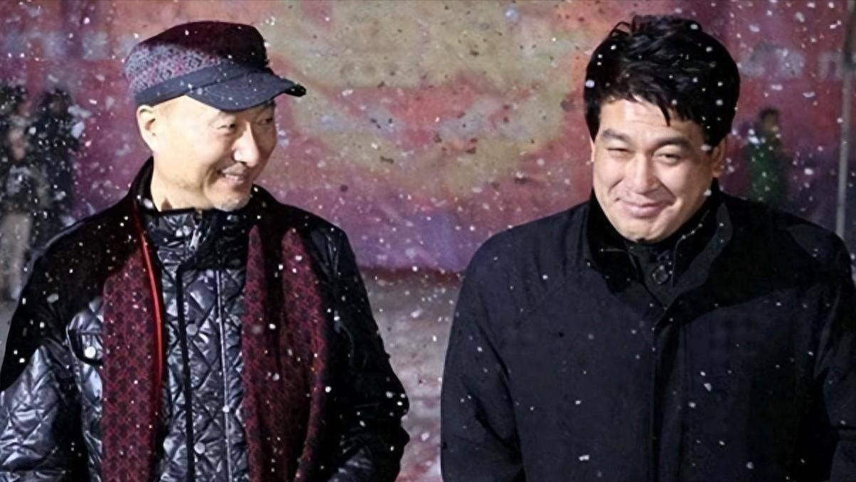 陈佩斯携妻子与朱时茂聚会，高档会所喝5块汽水，殷秀梅也来了！