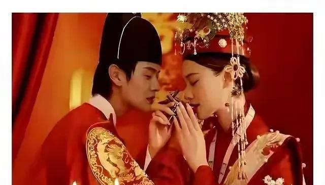 许多人不知道，新婚之夜，为何叫“合卺之欢”？
