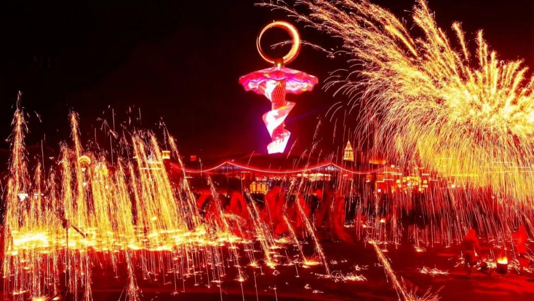 春节顶流！属马免费入园，+199元升级年卡，全年畅玩不打烊！