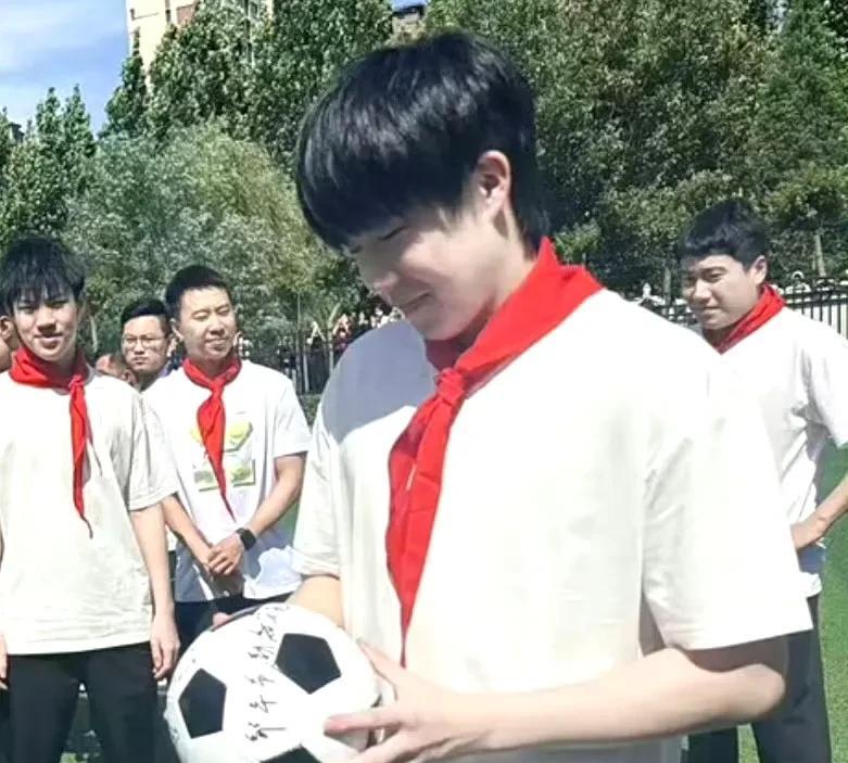 好消息来啦！6月9日，咱们心心念念的乒超联赛就要激情开赛，乒乓球爱好者们的快乐又