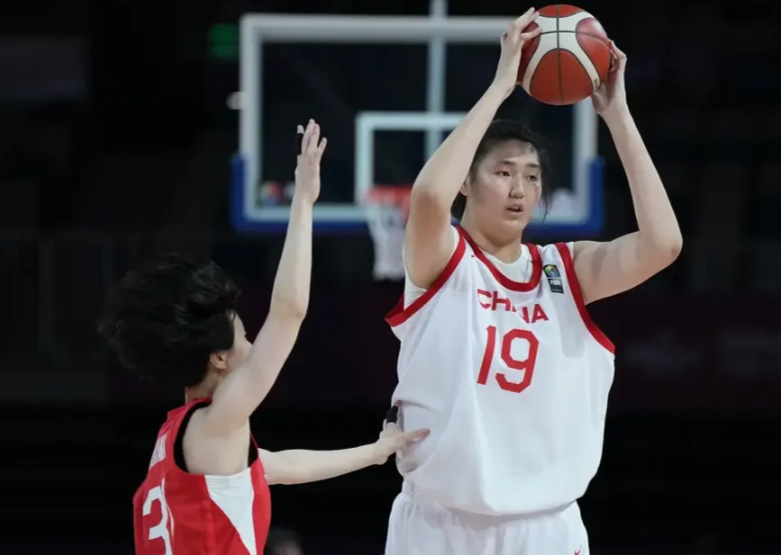 热身赛-韩旭18+11，张子宇18+6

国女篮力101：92克日本女篮！！
