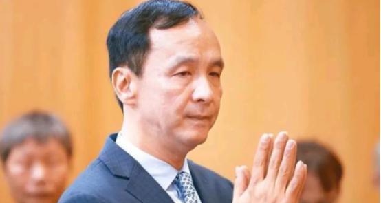 又一个狙击郑丽文的拦路虎跳出来！在郑丽文，张亚中等表态参选之后，国民党突然又做了