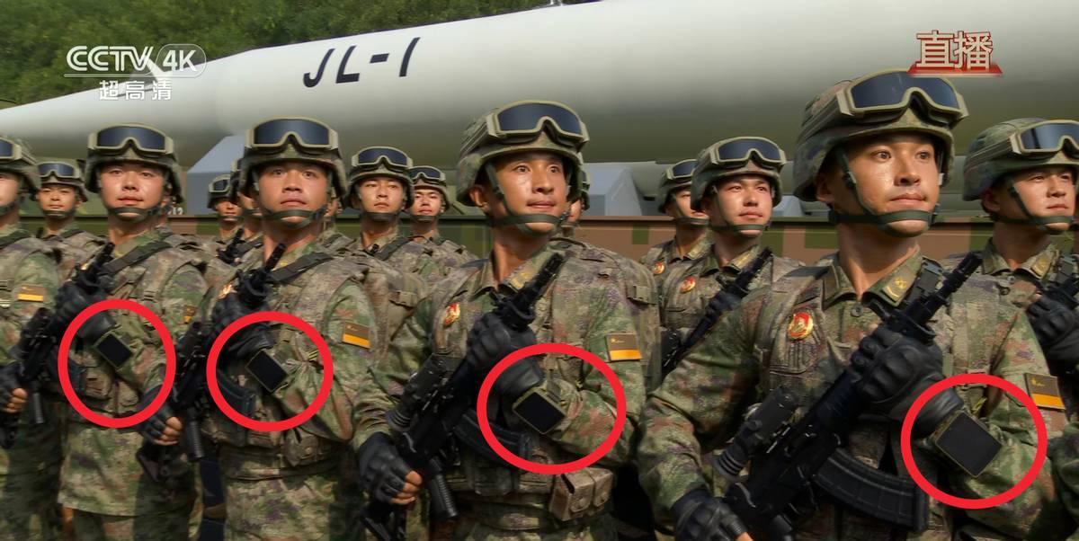 你以为昨天阅兵最让西方破防的，是东风导弹吗？
错了。真正让他们从骨子里感到恐惧和