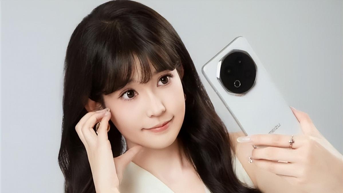 颜值不输莫妮卡胡馨心，魅族美女产品经理首秀，为新机Note16预热