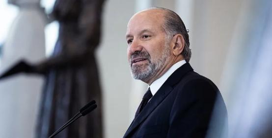 中美第四轮经贸谈判将在华盛顿开启为何中方点名不许美商务部长参加
中方这次谈判前，