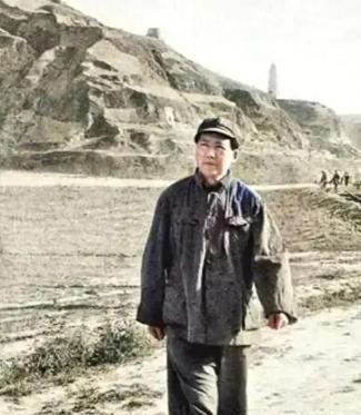 不要再说自己难了，谁能有毛主席难？毛主席回忆延安时期时曾这样说：“我们几乎弄到没