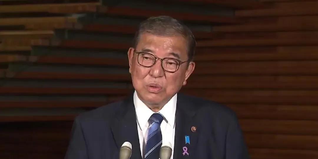 万万没想到
5月21日，日本首相宣布：5公斤大米价格须降到不高于4000日元！