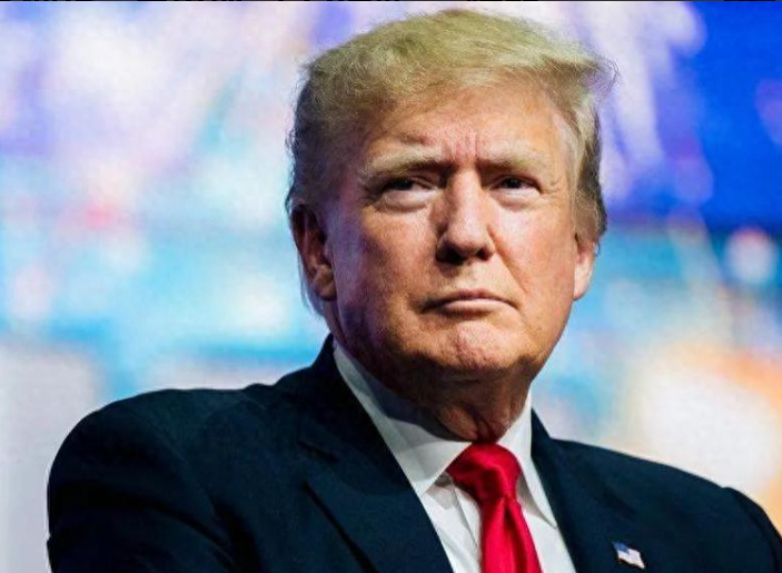 特朗普对华加税，中国秒回击！美民众陷“抢购潮”

特朗普对华加征关税政策刚生效，