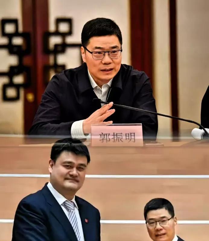 输到没脾气，女篮这次动真格了
28天封闭集训，体能不过直接卷铺盖
张子宇18岁就