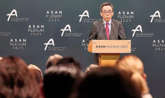 韩国坦言离不开中国

当地时间23日，韩国外交部长赵兑烈公开称，没有国家愿意在中