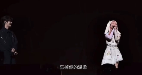 从《人鱼之歌》到山歌庆生、改编歌曲，黄霄雲这波操作把抽象玩明白了，之前真是低估了
