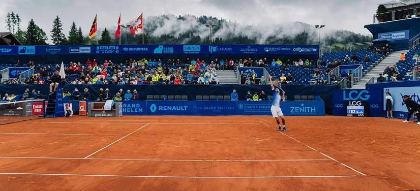 ATP250红土赛事1/4决赛赛况
布勃里克[2] 6-4/ 6-3 科梅萨纳[