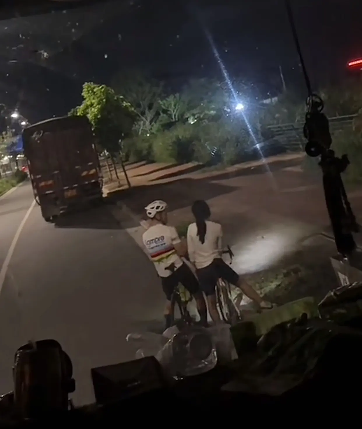 难怪很多人加入户外骑行，运动只是遮羞布