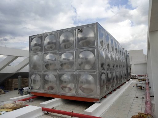 组合式水箱推荐指南：SMC玻璃钢与不锈钢技术解析