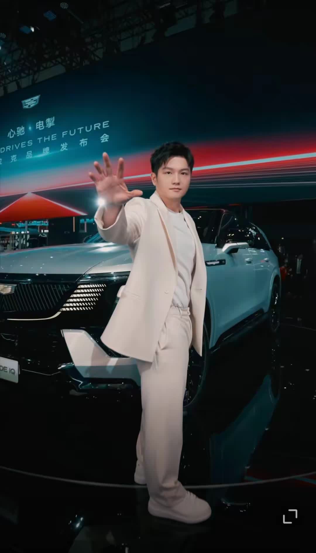 雨果称“无解存在”的樊振东，6月9日复出，在乒超联赛能走多远？

樊振东自去