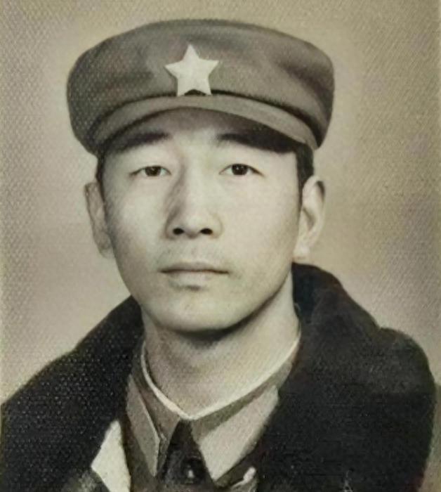 27岁的我携笔参军，不被同学理解，进入部队是因炮兵学院的一封信
“1993年秋天