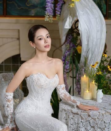 吉娜·爱丽丝 x 婚纱美拍