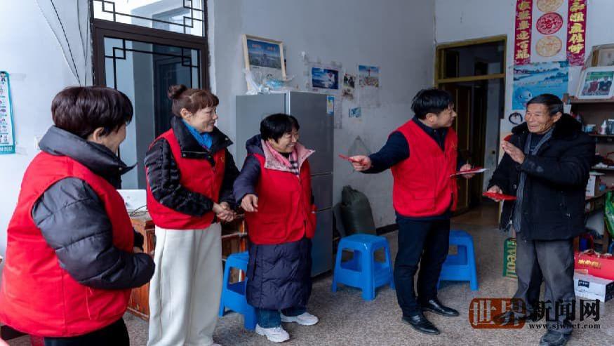 精准滴灌暖寒冬 多元帮扶绘温情——余姚小强公益用初心架起爱心桥梁