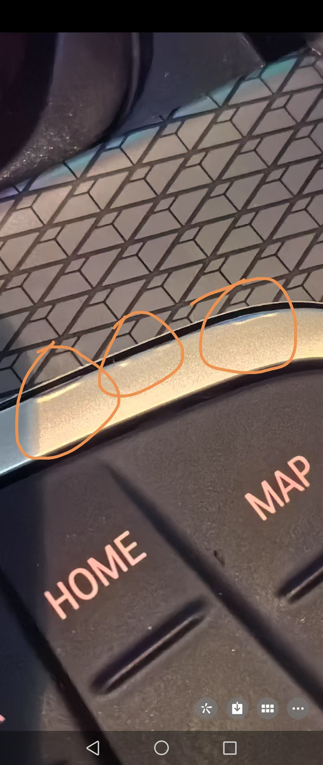 跪求宝马车友
某帝的大神车友们 有谁知道这个中控总成的边框哪里有的买吗 不小心弄