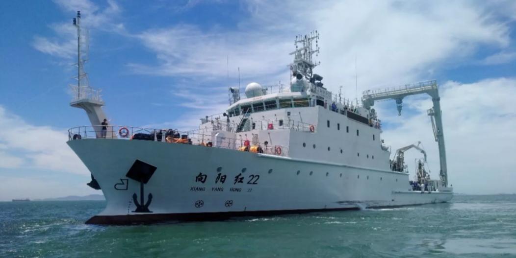 【日议员窜台后，中方调查船抵近琉球群岛，放下不明物体，日本彻底急了】
近日，日本