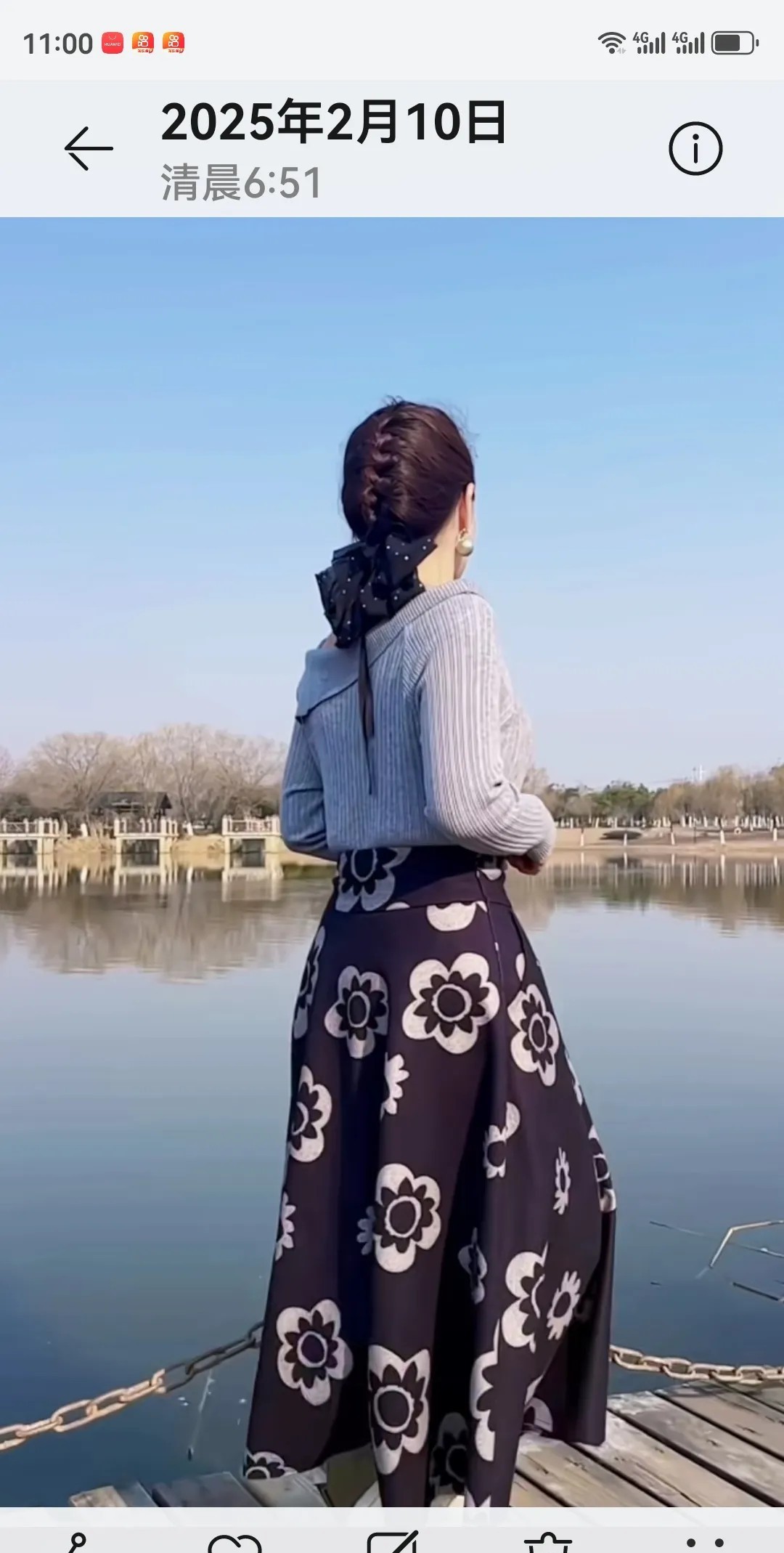 我三姐妹里，就我嫁得近，离爸妈家只隔一条小巷子。退休后的爸妈常来我家转转，和我说