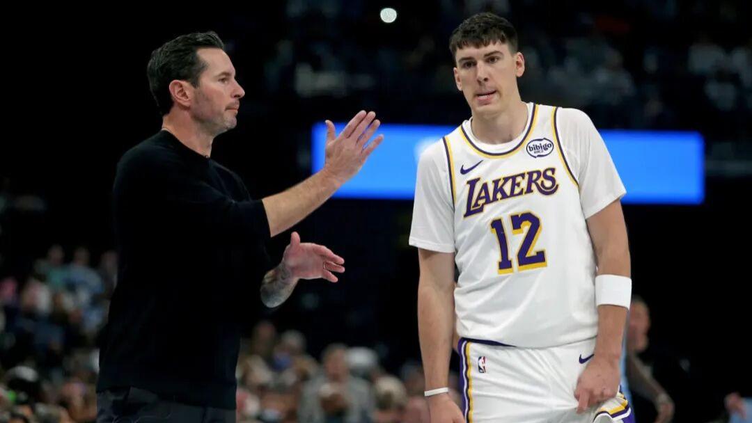 2年1200万！湖人开局另一惊喜，拉拉维亚什么水平？