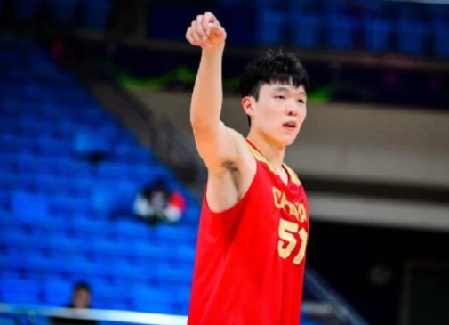 杨瀚森打亚洲杯？大家什么看法

中国男篮官方宣布中锋周琦旧伤复发，将离队前往美国