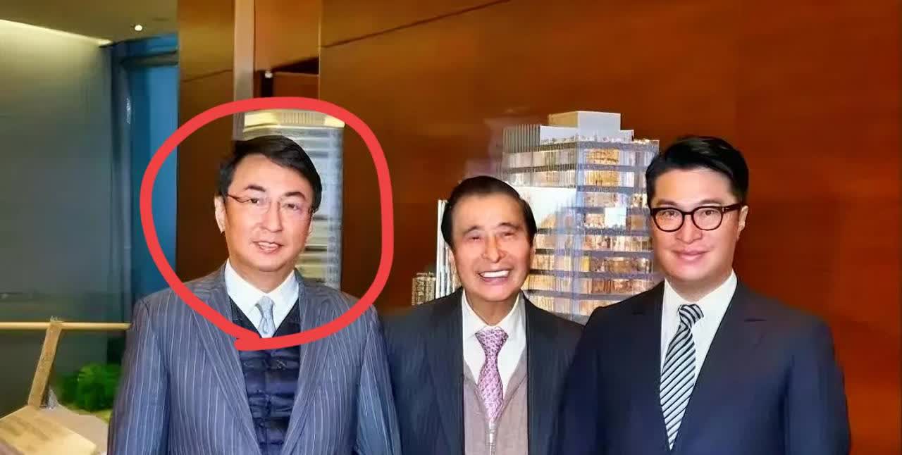 李兆基的大儿子，李家杰真是个狠人呀！

万万没想到，

虽然李家杰已经有