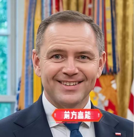 9月18日，波兰防长跑到基辅，亲口宣布，马上和乌克兰签无人机操作培训协议。这话像
