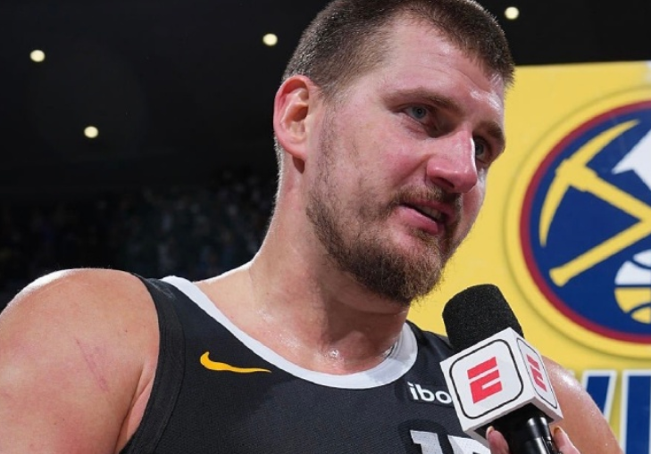 180次三双！约基奇距离超越大O仅差1场，34+21+12空砍背后藏着历史第一人的终极密码