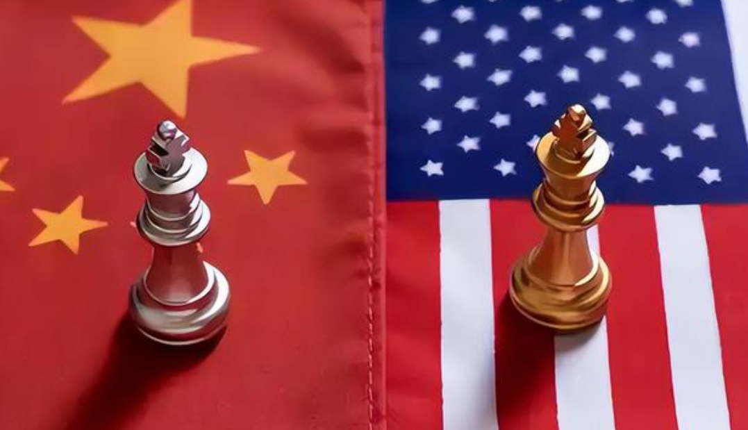 美民调查显示“有25%美国人愿与中国开战，而愿意和俄罗斯开战的却只有5%。”这究