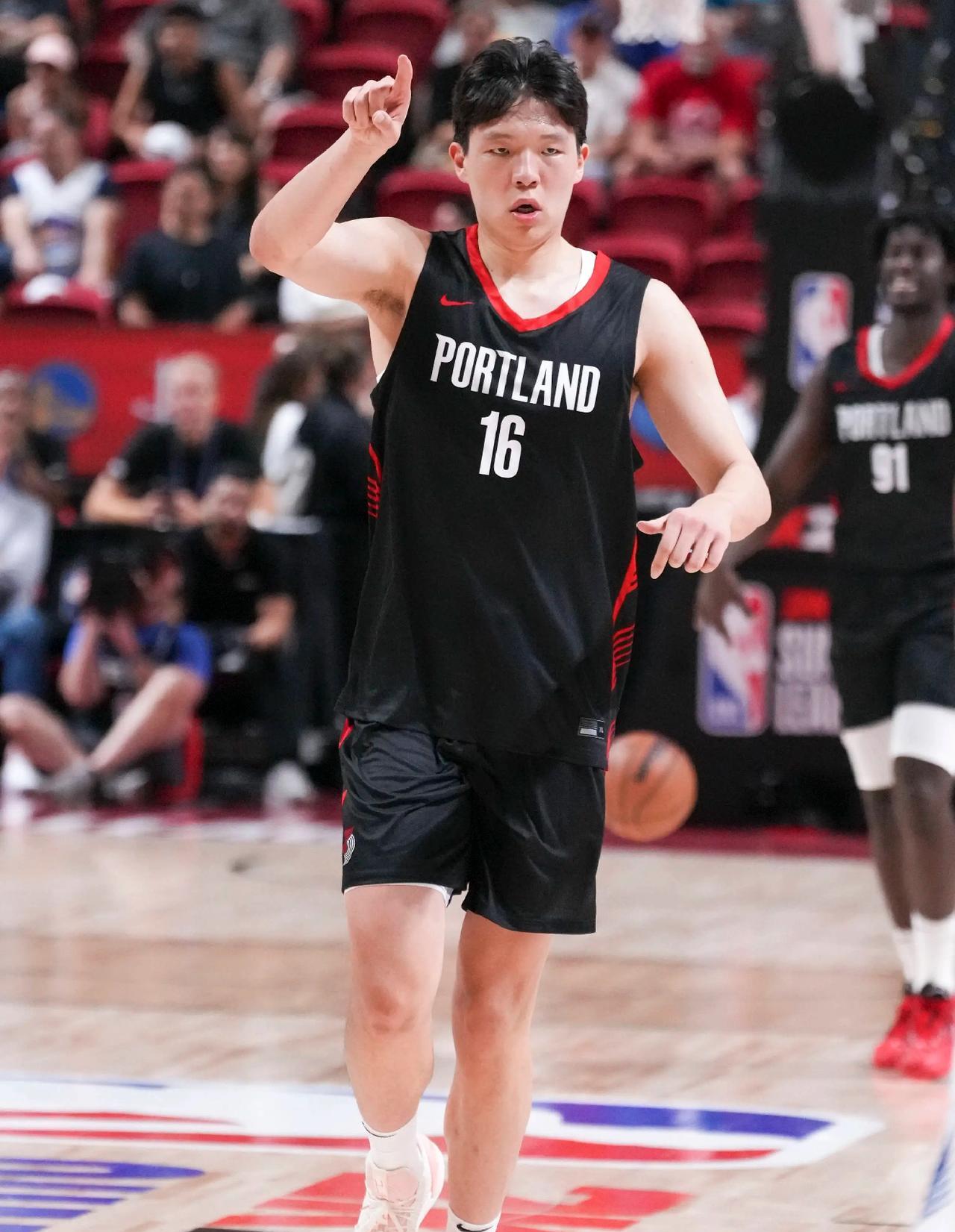 其实杨瀚森根本没有能力打NBA，只是我们中国球迷对他期望太高了，所以认为他应该去