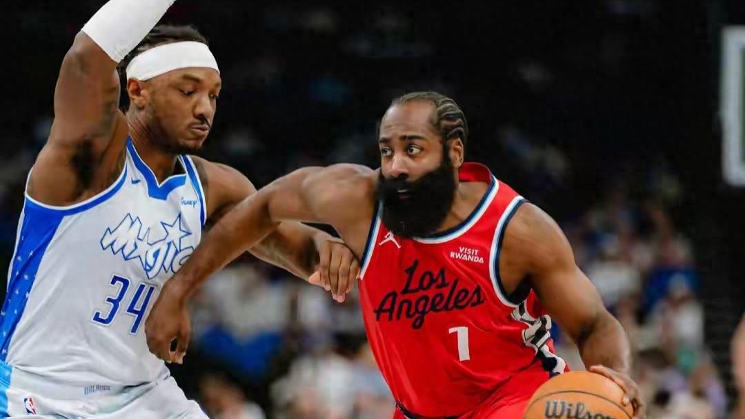 最新战况，快船3连败， 火箭逼向第2， 神将砍54分创纪录