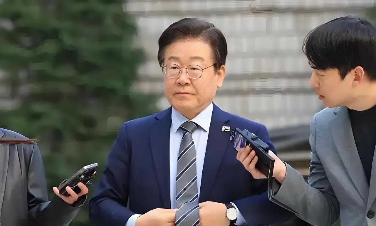 李在明确认当选韩国新一任总统，韩国将迎来这五大变化：
第一、尹锡悦没有当满五年总
