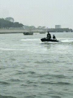 还是让我下水吧，
太特么难受了！