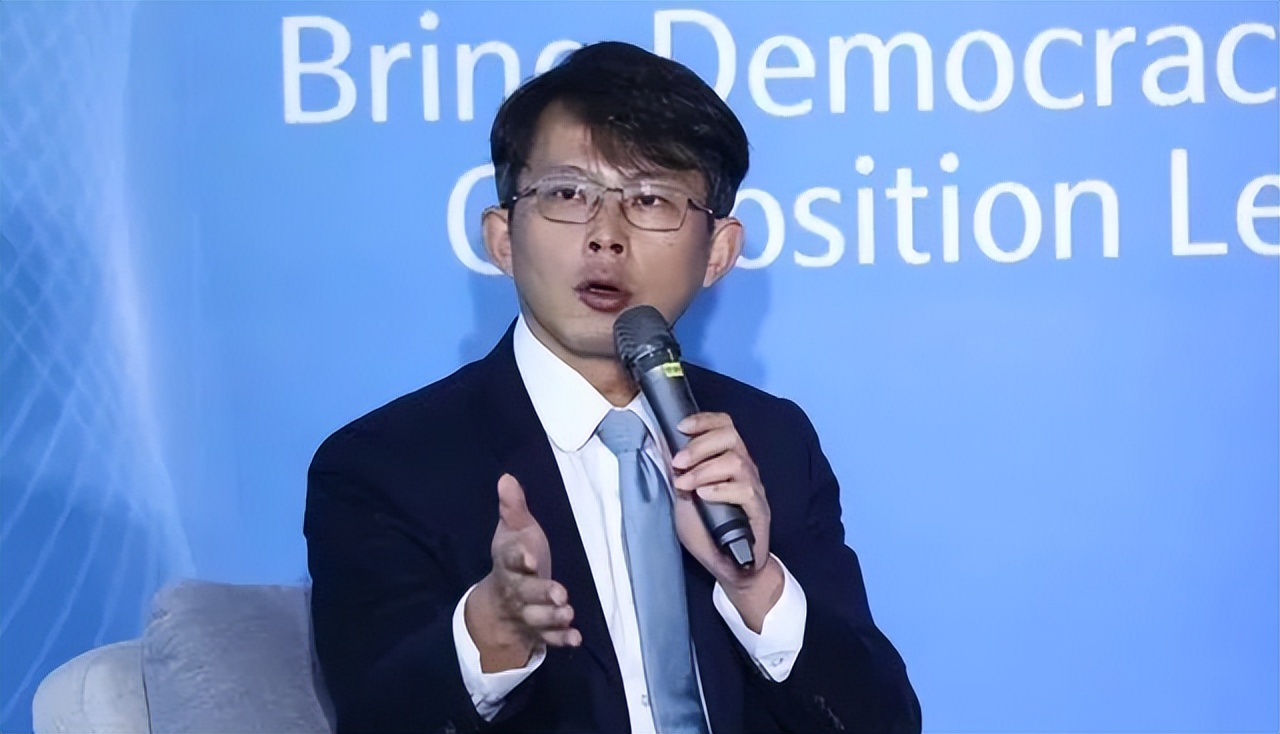 绿营动手，将朱立伦定为“首谋”，朱立伦态度变了，赵少康不忍了