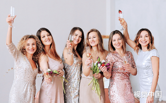 母亲在国外遇害居然与未婚妻有关，而背后的真相却令我胆寒